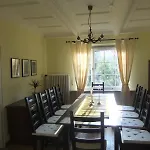 Haus Auf Der Warft In Wangerland *